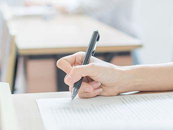 报名单位是否需要具有环评资质？